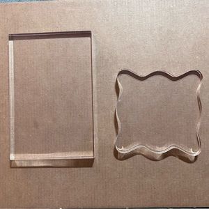 2 pieces of acrylic blocks (rectangle & wave)